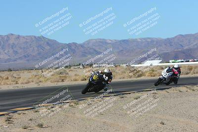 media/Jan-10-2025-CVMA Friday Practice (Fri) [[489e0da257]]/Group 4 and Trackday/Session 2 (Turn 4 Inside)/